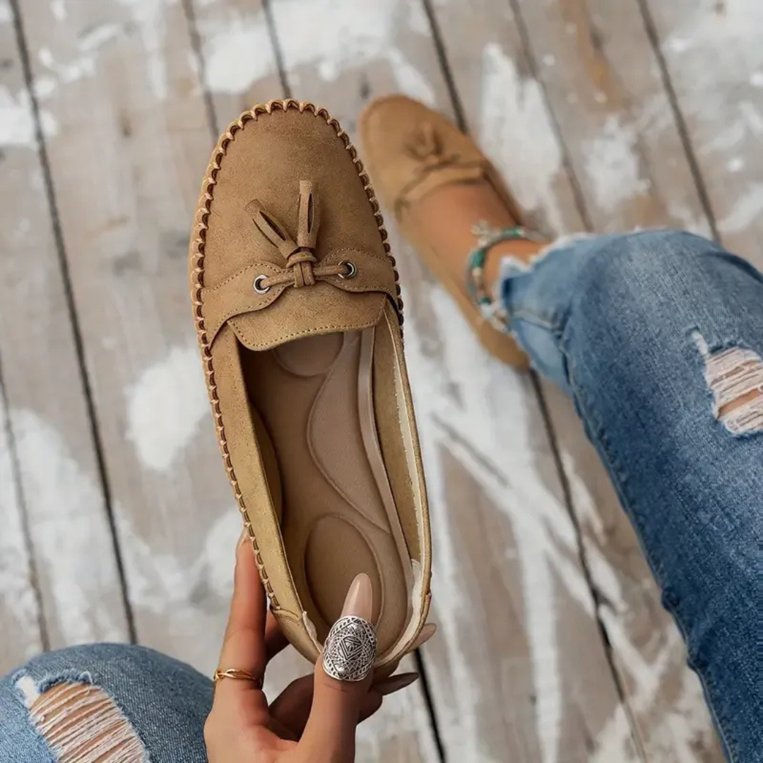 Mocasini foarte comozi pentru femei, în stil vintage, cu dantelă