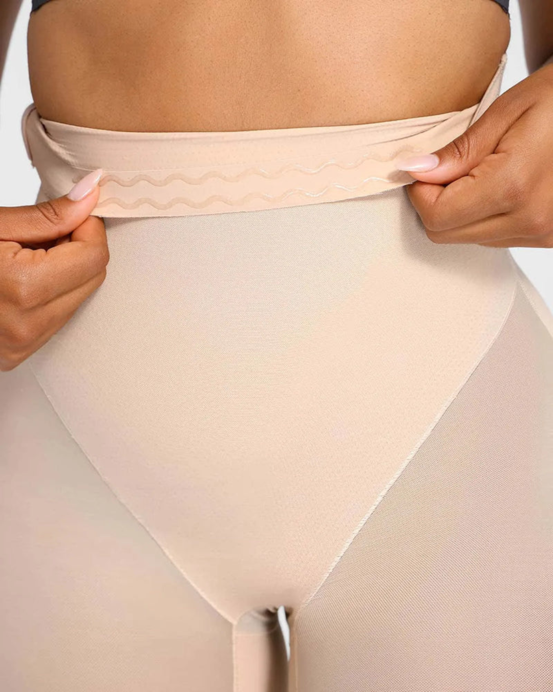 Pantaloni scurți din plasă netedă pentru mărirea feselor (OFERTĂ 2X1)