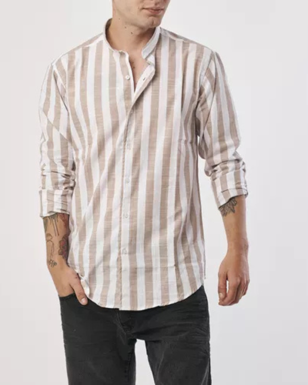 Cămașă Casual cu Dungi Pentru un Stil Bărbătesc Unic și Sofisticat