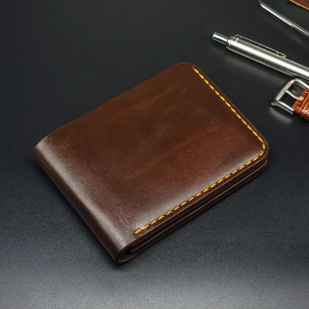Portofel din piele cu design elegant și cusături întărite