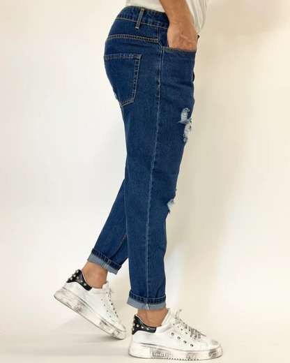 Pantaloni Blugi cu o Ușoară Ruptură la Genunchi
